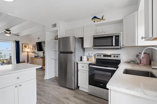 334 Bluefish Drive UNIT 1-6, Fort Walton Beach, FL 32548