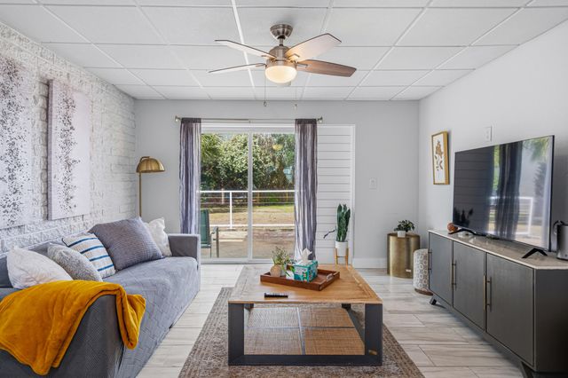 334 Bluefish Drive UNIT 1-6, Fort Walton Beach, FL 32548