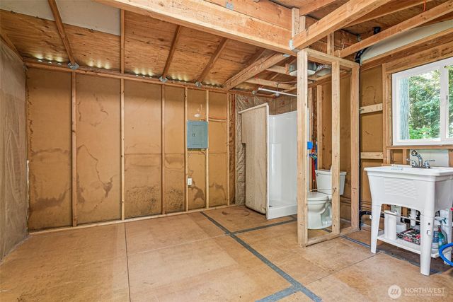 424 E Olde Lyme Road, Shelton, WA 98584