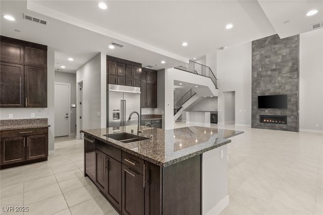 43 Garibaldi Way, Henderson, NV 89011