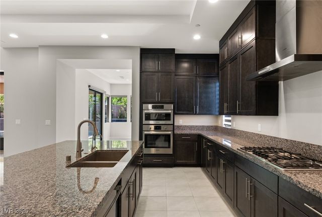 43 Garibaldi Way, Henderson, NV 89011