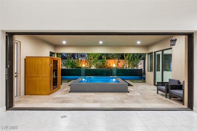 43 Garibaldi Way, Henderson, NV 89011