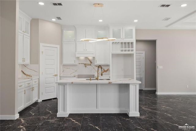 9510 N 71st Lane, Mcallen, TX 78573