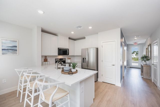 8160 Cobblestone Drive, Fort Pierce, FL 34945