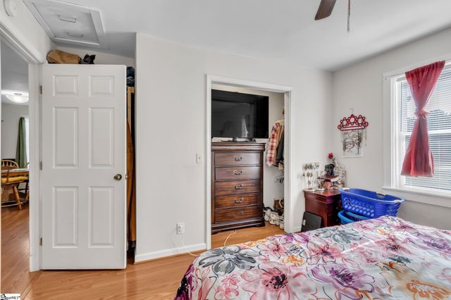 48 Fort Lindley Road, Laurens, SC 29360