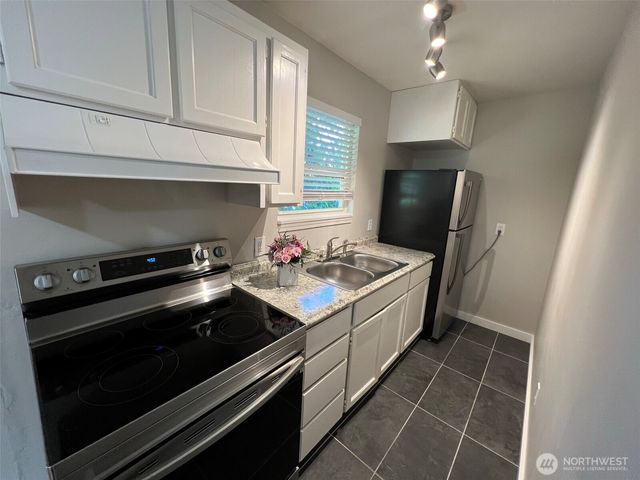 316 S Granite Avenue, Granite Falls, WA 98252