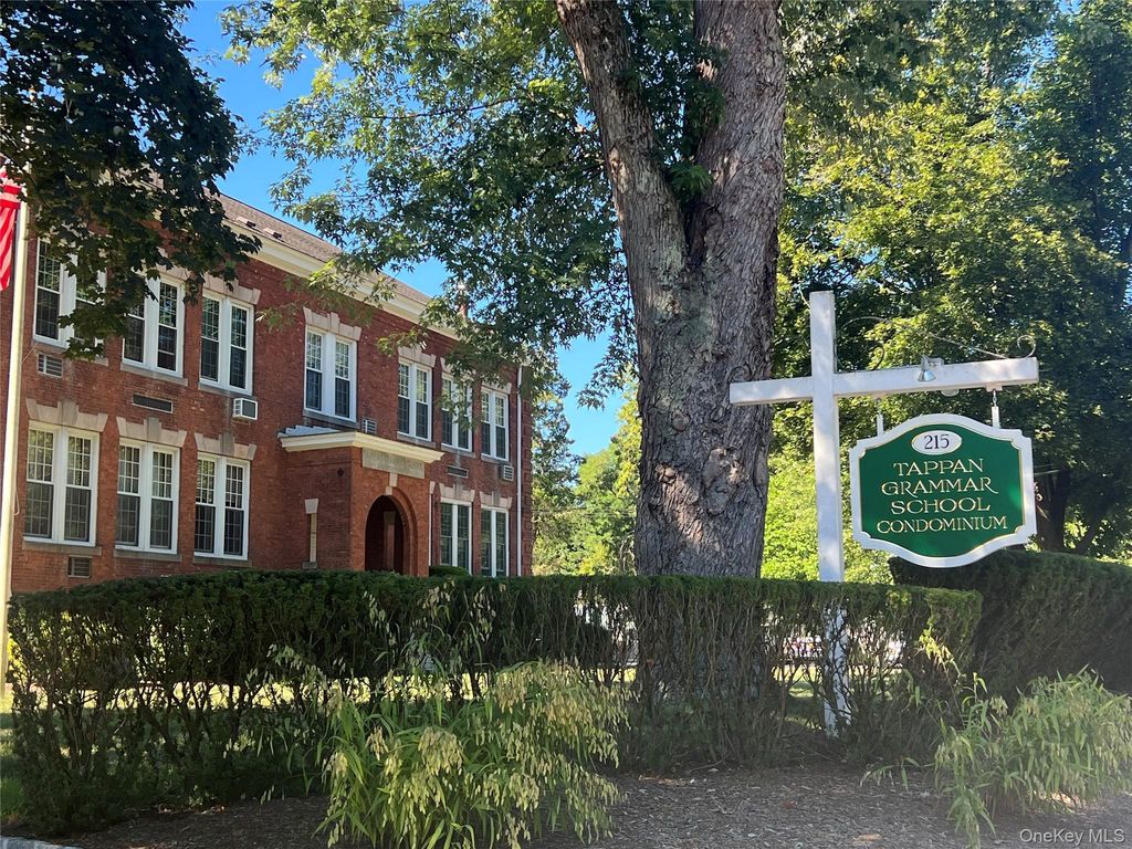 215 Washington Street 21, Tappan, NY 10983