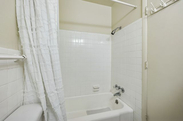 2020 Beech Ave Apt C20, Nashville, TN 37204