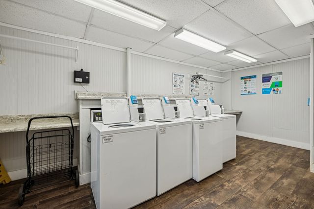 2020 Beech Ave Apt C20, Nashville, TN 37204