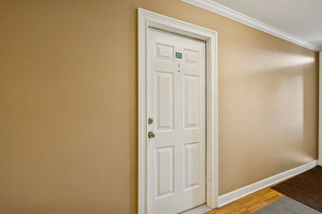 2020 Beech Ave Apt C20, Nashville, TN 37204