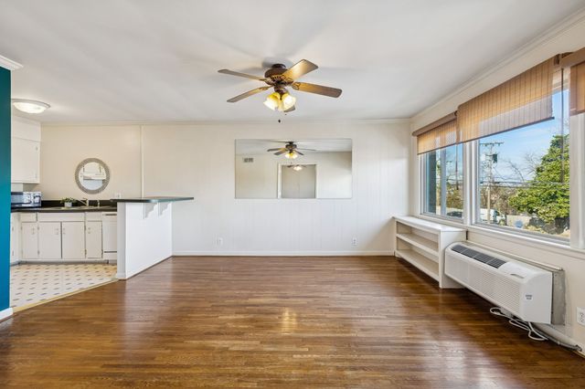 2020 Beech Ave Apt C20, Nashville, TN 37204