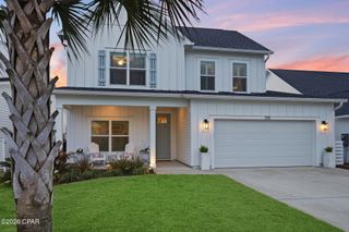 725 Landing Circle, Panama City Beach, FL 32413