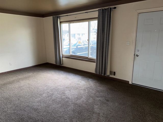13467 Charlotte Avenue, Warren, MI 48089