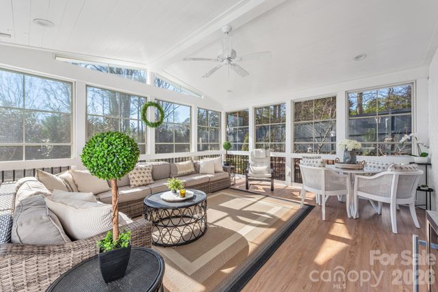 1108 Beauwyck Court, Charlotte, NC 28211