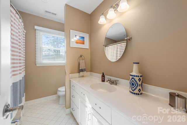 1108 Beauwyck Court, Charlotte, NC 28211