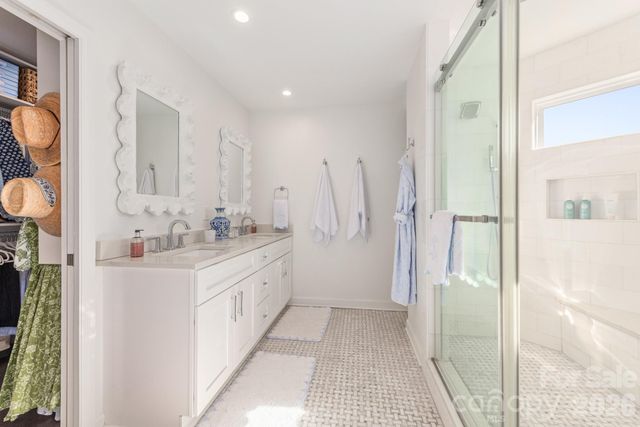 1108 Beauwyck Court, Charlotte, NC 28211