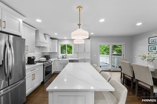 34 N Middletown Road, Montvale, NJ 07645