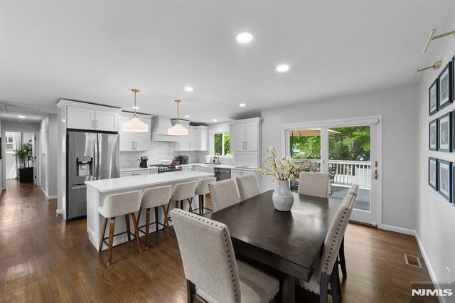 34 N Middletown Road, Montvale, NJ 07645