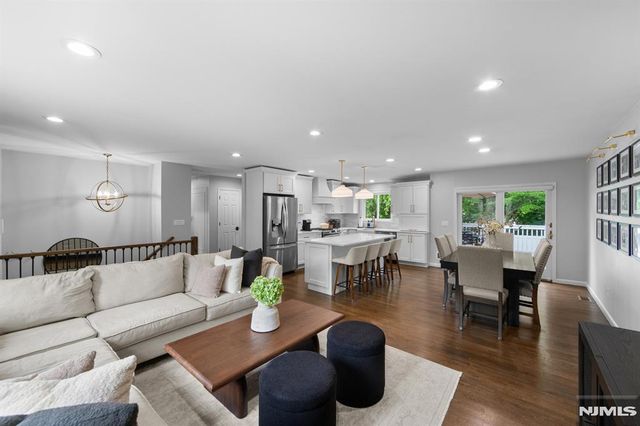 34 N Middletown Road, Montvale, NJ 07645