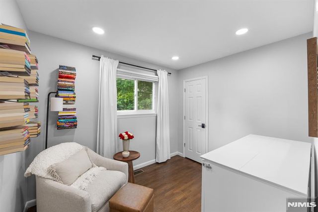 34 N Middletown Road, Montvale, NJ 07645