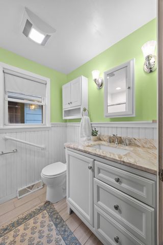 7 Edith Rd, Hudson, MA 01749