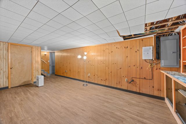 7 Edith Rd, Hudson, MA 01749