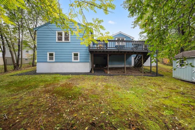 7 Edith Rd, Hudson, MA 01749