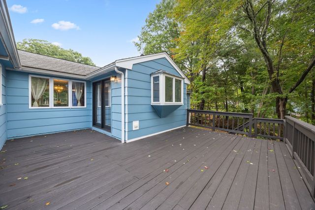 7 Edith Rd, Hudson, MA 01749