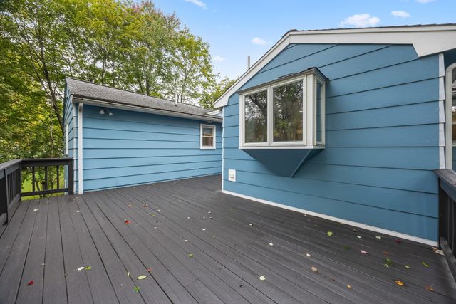 7 Edith Rd, Hudson, MA 01749