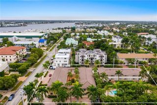 980 7th AVE S 101, Naples, FL 34102