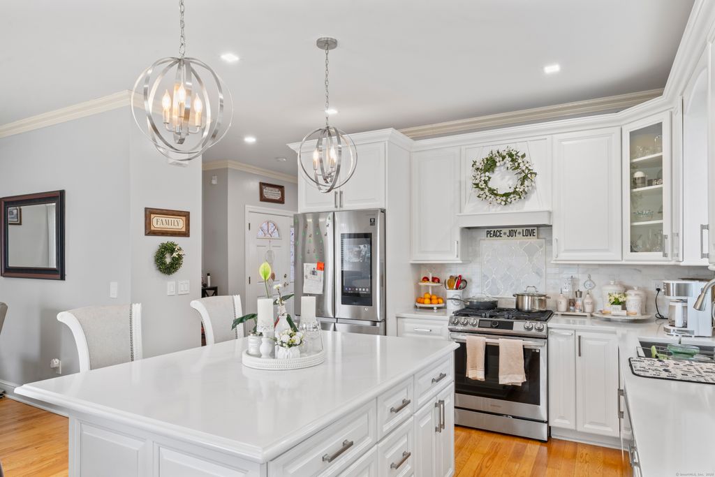 1095 Hope Street B, Stamford, CT 06907