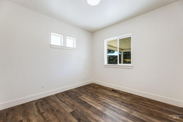 3961 W Caragana Ct, Meridian, ID 83646