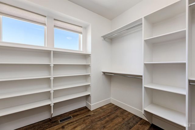 3961 W Caragana Ct, Meridian, ID 83646