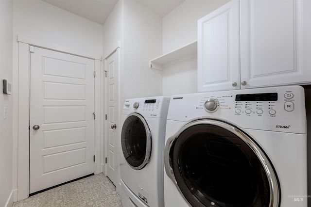 3961 W Caragana Ct, Meridian, ID 83646