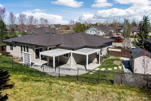 3961 W Caragana Ct, Meridian, ID 83646