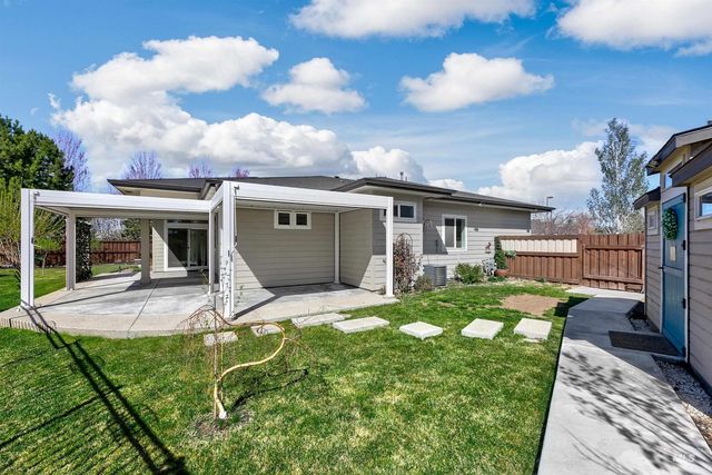 3961 W Caragana Ct, Meridian, ID 83646