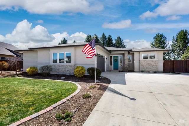 3961 W Caragana Ct, Meridian, ID 83646