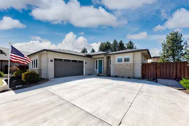 3961 W Caragana Ct, Meridian, ID 83646