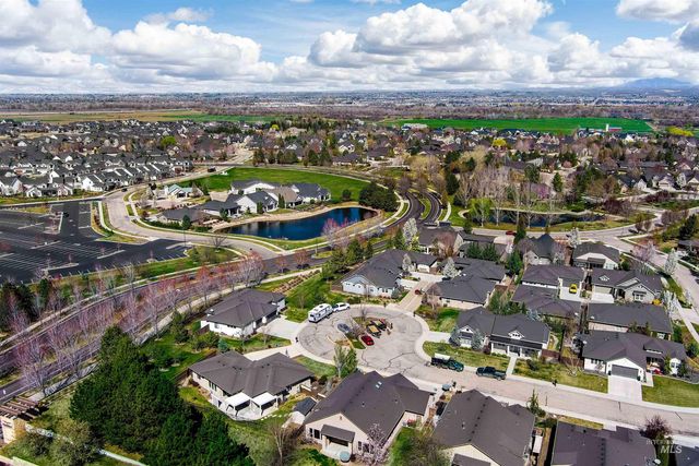 3961 W Caragana Ct, Meridian, ID 83646