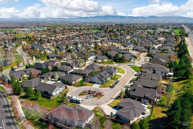 3961 W Caragana Ct, Meridian, ID 83646