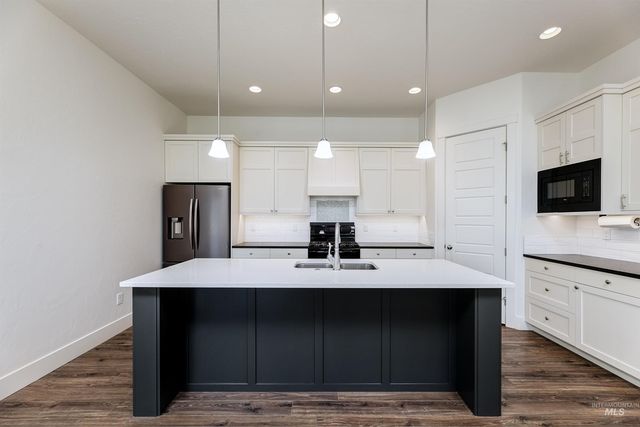 3961 W Caragana Ct, Meridian, ID 83646