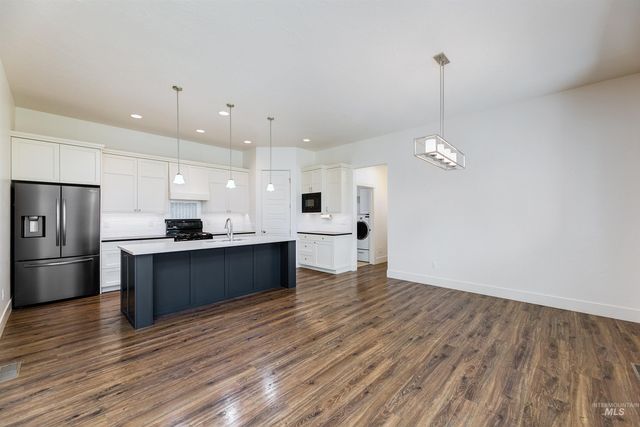 3961 W Caragana Ct, Meridian, ID 83646