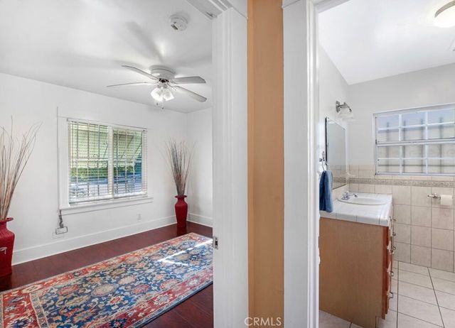 3654 7th Avenue, Los Angeles, CA 90018