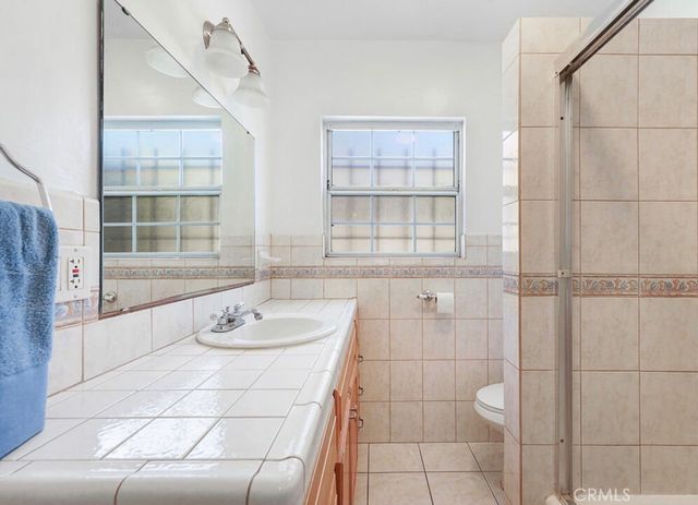 3654 7th Avenue, Los Angeles, CA 90018