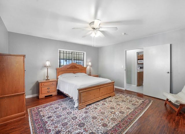 3654 7th Avenue, Los Angeles, CA 90018