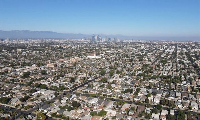 3654 7th Avenue, Los Angeles, CA 90018