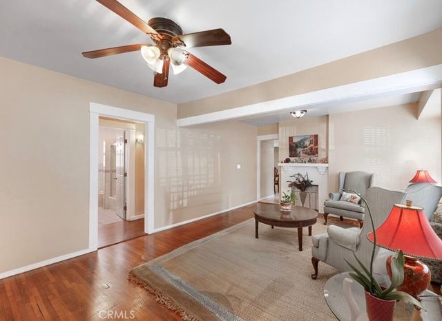 3654 7th Avenue, Los Angeles, CA 90018