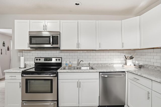 184 N 21st Street, Columbus, OH 43203