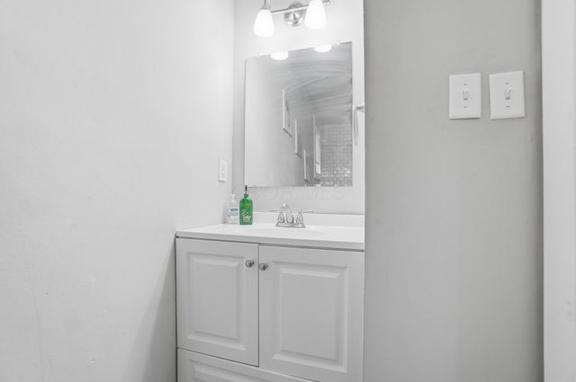 184 N 21st Street, Columbus, OH 43203