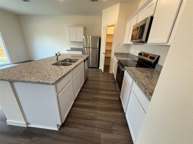 2201 Burnwood Street, Melissa, TX 75454